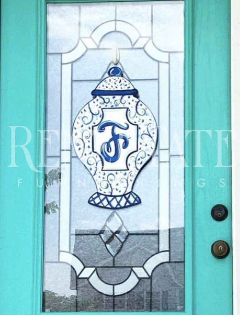 http://renzitate.com/cdn/shop/products/chinoiserie-ginger-jar-door-hanger-284_1200x1200.jpg?v=1609356804