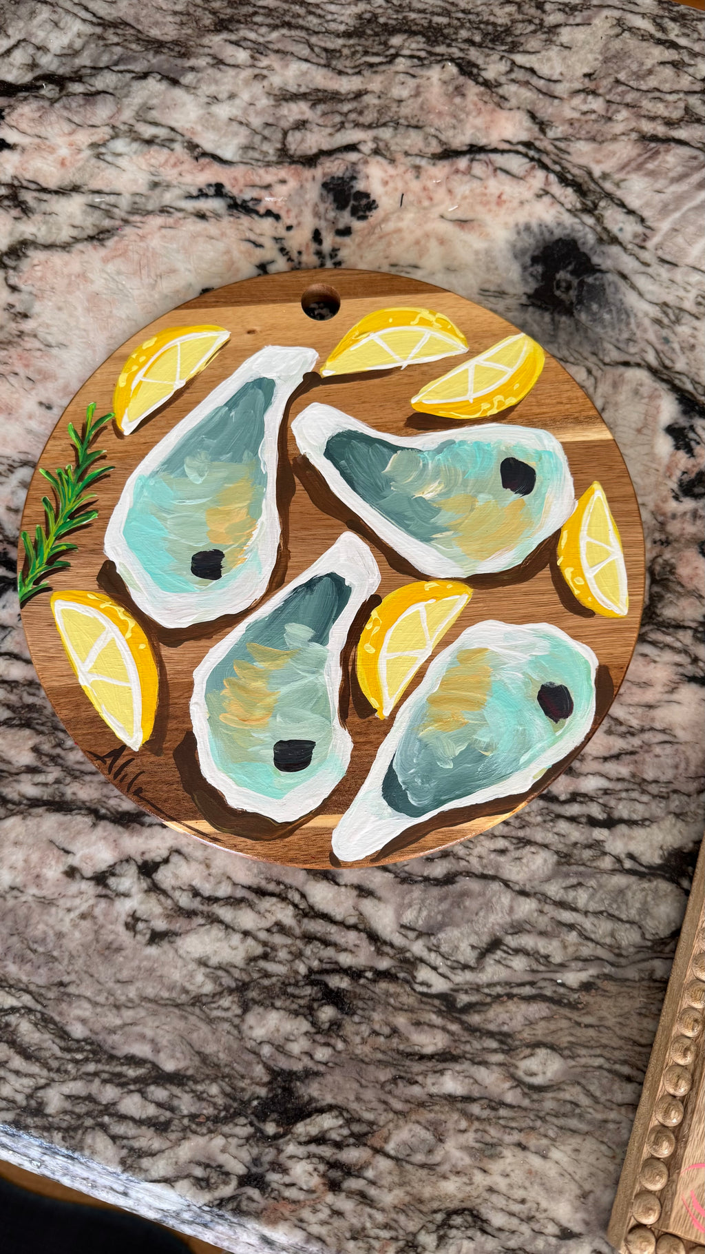 Pretty Round Oysters & Lemons