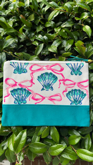 Artsy Bow and Shell Bag